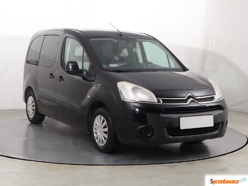 Citroen Berlingo  Pick-up 2013,  1.6 benzyna - Na sprzedaż za 16 999 zł - Katowice