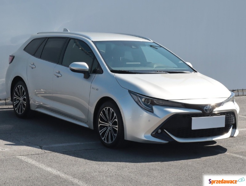 Toyota Corolla  Kombi 2020,  2.0 benzyna, automat - Na sprzedaż za 76 999 zł - Lublin