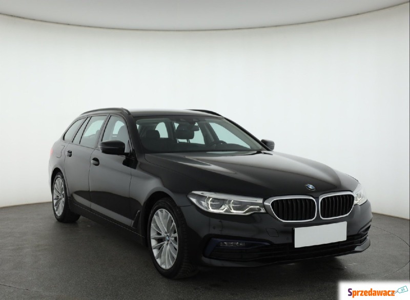 BMW Seria 5  Kombi 2020,  2.0 diesel, automat - Na sprzedaż za 71 999 zł - Piaseczno