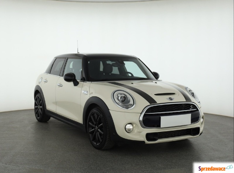 Mini   Hatchback 2017,  2.0 benzyna, automat - Na sprzedaż za 69 999 zł - Piaseczno