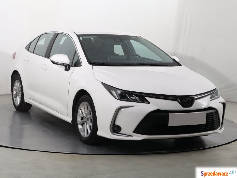 Toyota Corolla  Liftback 2022,  1.5 benzyna - Na sprzedaż za 61 999 zł - Katowice