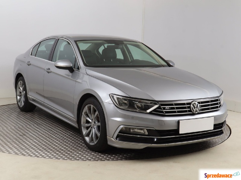 Volkswagen Passat  Liftback 2018,  2.0 diesel - Na sprzedaż za 59 999 zł - Bielany Wrocławskie