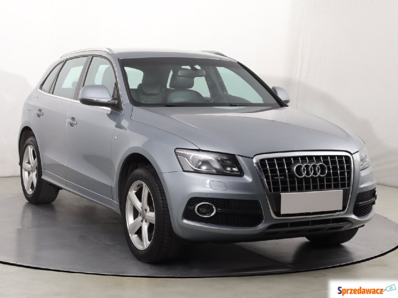 Audi Q5  SUV 2011,  2.0 benzyna, automat - Na sprzedaż za 45 999 zł - Katowice