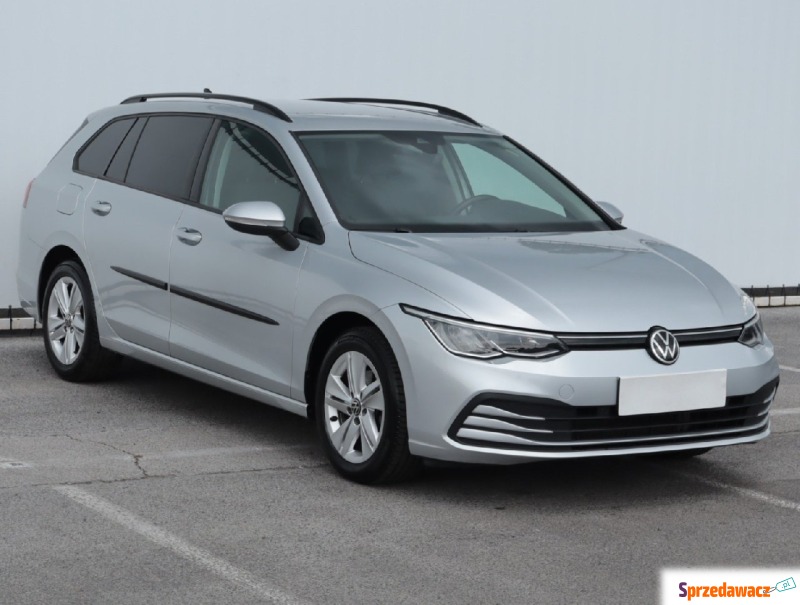 Volkswagen Golf  Kombi 2021,  1.5 benzyna - Na sprzedaż za 53 999 zł - Katowice