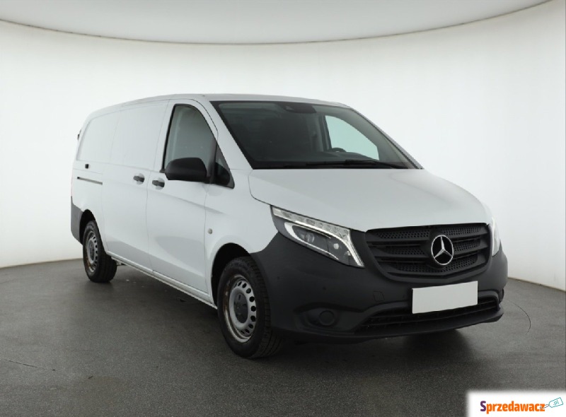 Mercedes - Benz Vito  Minivan/Van 2022,  2.0 diesel, automat - Na sprzedaż za 109 999 zł - Piaseczno