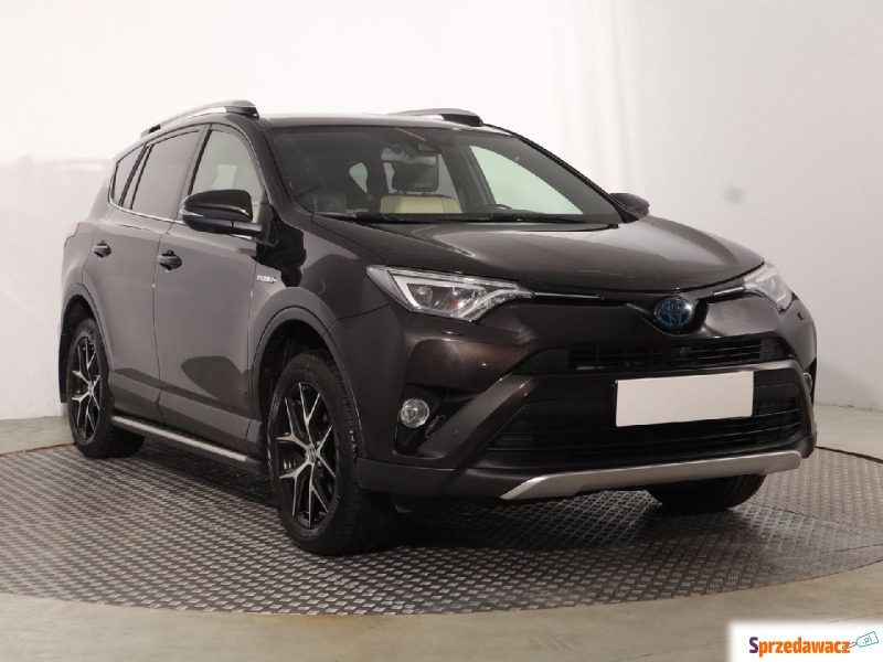 Toyota   SUV 2016,  2.5 benzyna+LPG, automat - Na sprzedaż za 73 499 zł - Katowice