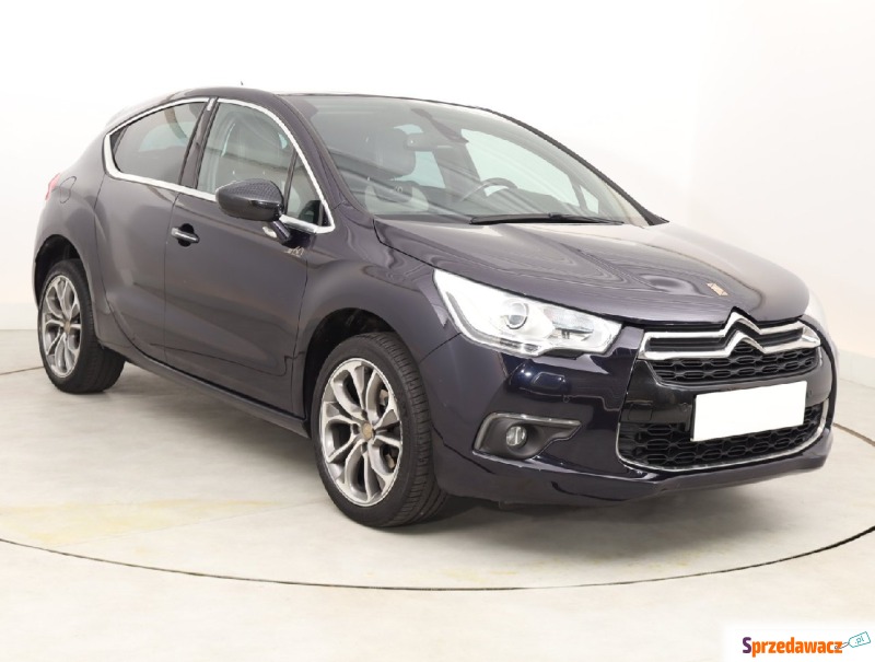 Citroen DS4  Hatchback 2015,  1.2 benzyna - Na sprzedaż za 34 999 zł - Bielany Wrocławskie