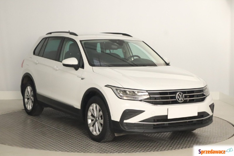 Volkswagen Tiguan  SUV 2020,  1.5 benzyna, automat - Na sprzedaż za 92 999 zł - Zabrze