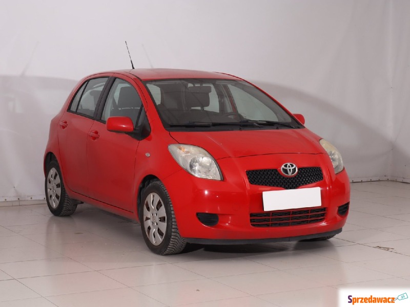 Toyota Yaris  Hatchback 2007,  1.3 benzyna, automat - Na sprzedaż za 16 999 zł - Tarnobrzeg