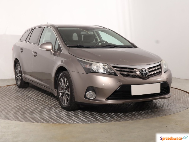 Toyota Avensis  Kombi 2014,  2.0 diesel - Na sprzedaż za 27 999 zł - Katowice