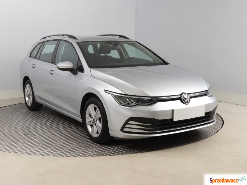 Volkswagen Golf  Kombi 2021,  1.0 benzyna, automat - Na sprzedaż za 61 999 zł - Bielany Wrocławskie