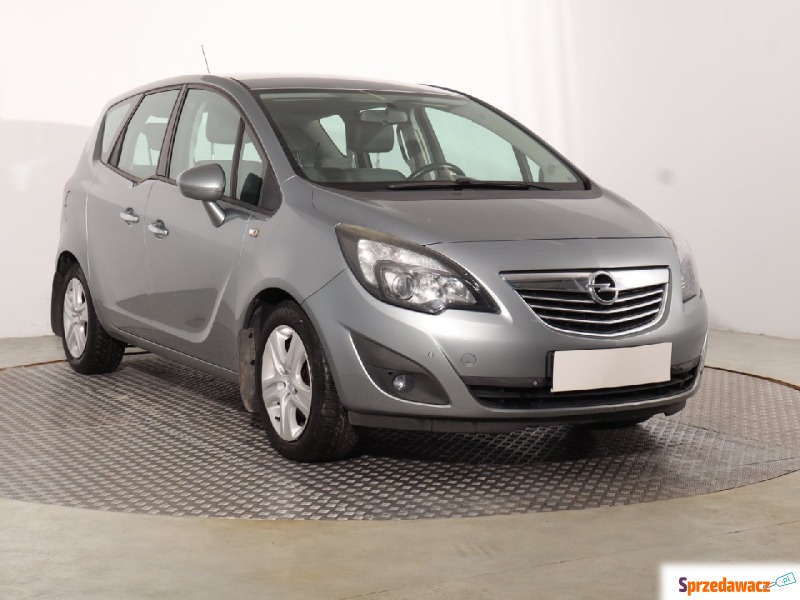 Opel Meriva  SUV 2011,  1.4 benzyna - Na sprzedaż za 18 499 zł - Katowice