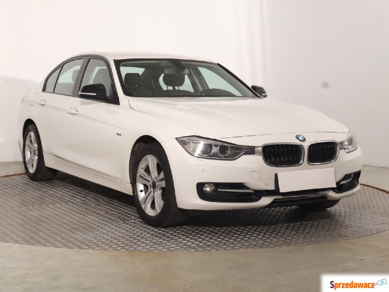 BMW Seria 3  Liftback 2013,  2.0 benzyna, automat - Na sprzedaż za 47 999 zł - Katowice