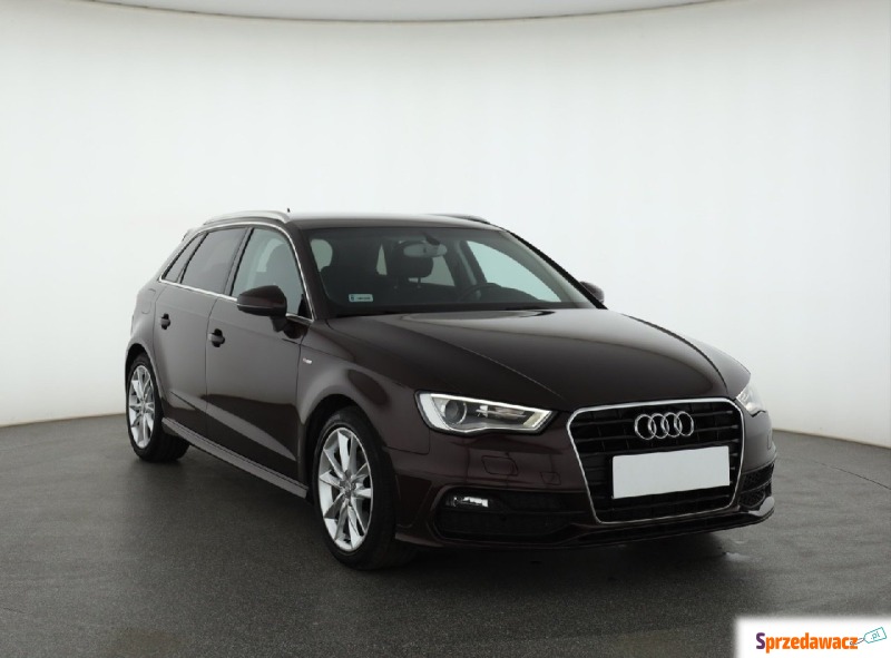 Audi A3  Hatchback 2015,  1.4 benzyna, automat - Na sprzedaż za 59 999 zł - Piaseczno