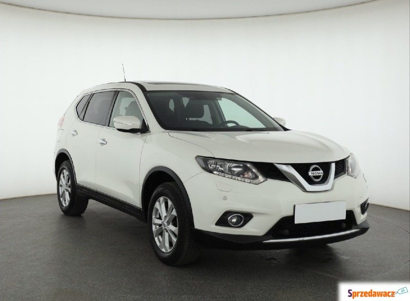 Nissan X-Trail  SUV 2016,  1.6 benzyna - Na sprzedaż za 55 999 zł - Piaseczno