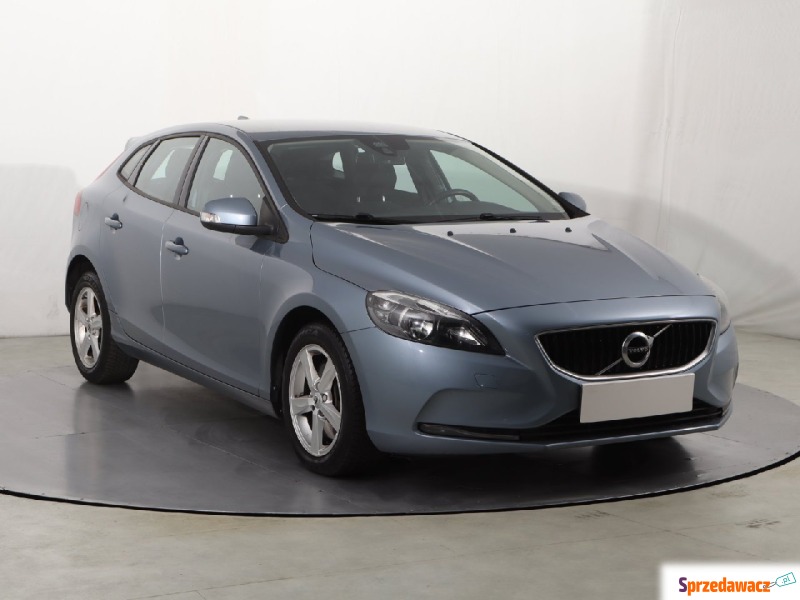 Volvo V40  Kombi 2016,  1.5 benzyna, automat - Na sprzedaż za 45 999 zł - Katowice