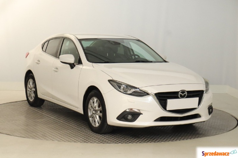Mazda 3  Liftback 2016,  1.5 diesel - Na sprzedaż za 36 999 zł - Zabrze