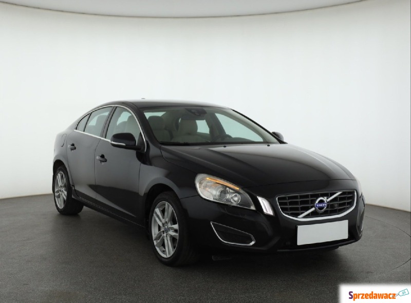 Volvo S60  Liftback 2011,  2.0 diesel, automat - Na sprzedaż za 29 999 zł - Piaseczno