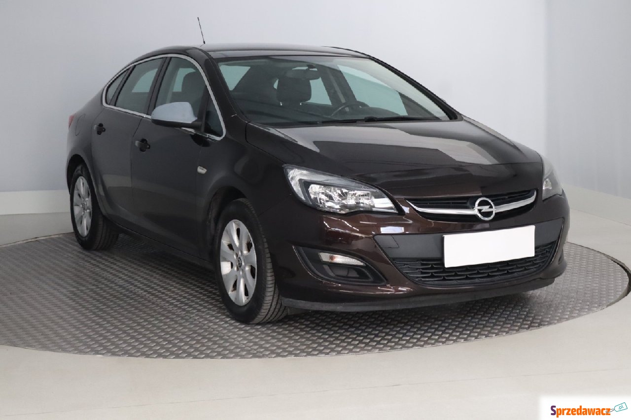 Opel Astra 2016