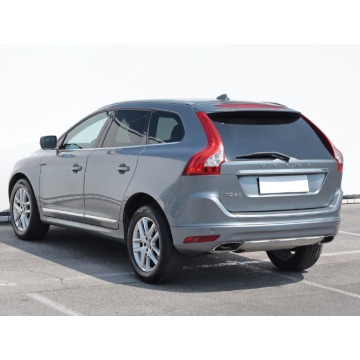 Volvo XC60  SUV 2016,  2.0 diesel, automat - Na sprzedaż za 64 999 zł - Lublin - zdjęcie 5