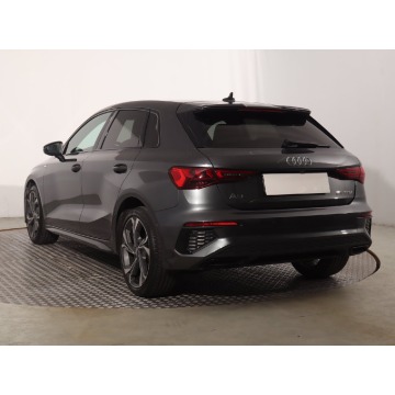 Audi A3  Hatchback 2020,  1.5 benzyna, automat - Na sprzedaż za 87 999 zł - Katowice - zdjęcie 5