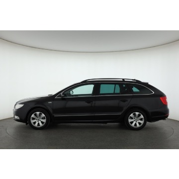 Skoda Superb  Kombi 2013,  1.8 benzyna+LPG, automat - Na sprzedaż za 29 999 zł - Piaseczno - zdjęcie 4