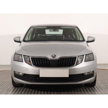 Skoda Octavia  Hatchback 2018,  1.5 benzyna - Na sprzedaż za 37 999 zł - Katowice - zdjęcie 2