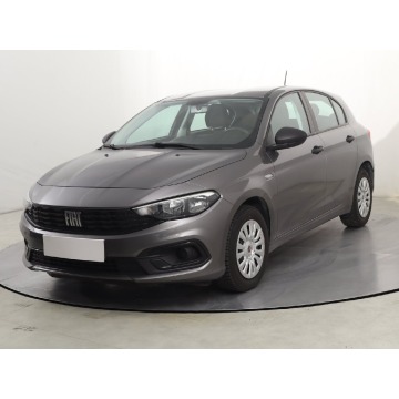 Fiat Tipo  Hatchback 2021,  1.4 benzyna - Na sprzedaż za 40 999 zł - Katowice - zdjęcie 3