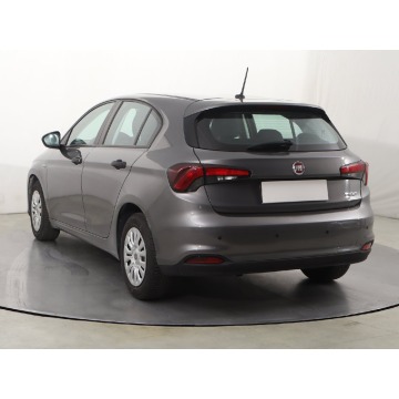 Fiat Tipo  Hatchback 2021,  1.4 benzyna - Na sprzedaż za 40 999 zł - Katowice - zdjęcie 5