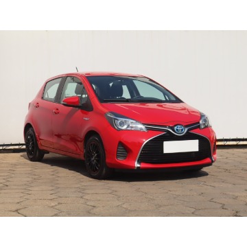 Toyota Yaris 1.5 Hybrid (100KM), 2015