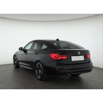 BMW Seria 3  Liftback 2019,  2.0 diesel, automat - Na sprzedaż za 76 999 zł - Piaseczno - zdjęcie 5
