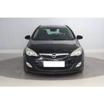 Opel Astra  Kombi 2010,  1.7 diesel - Na sprzedaż za 9 999,00 zł - Zabrze - zdjęcie 2