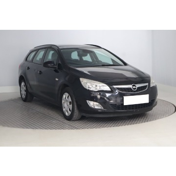 Opel Astra 1.7 CDTI (125KM), 2010