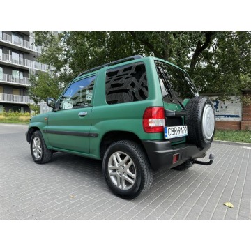 Mitsubishi Pajero  Terenowy 2002,  2.0 benzyna - Na sprzedaż za 15 000 zł - Warszawa - zdjęcie 4