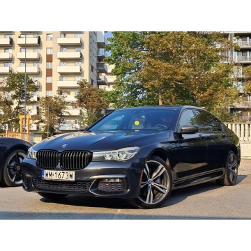 BMW Seria 7  Sedan/Limuzyna 2017,  3.0 benzyna, automat - Na sprzedaż za 105 000 zł - Warszawa - zdjęcie 3