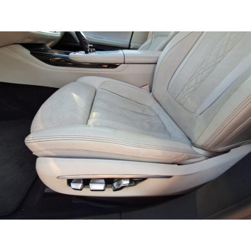 BMW Seria 7  Sedan/Limuzyna 2017,  3.0 benzyna, automat - Na sprzedaż za 105 000 zł - Warszawa - zdjęcie 5