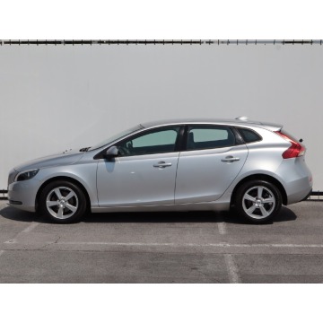 Volvo V40  Hatchback 2017,  2.0 diesel - Na sprzedaż za 39 499 zł - Lublin - zdjęcie 4