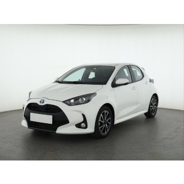 Toyota Yaris  Hatchback 2022,  1.5 benzyna, automat - Na sprzedaż za 76 999 zł - Piaseczno - zdjęcie 3