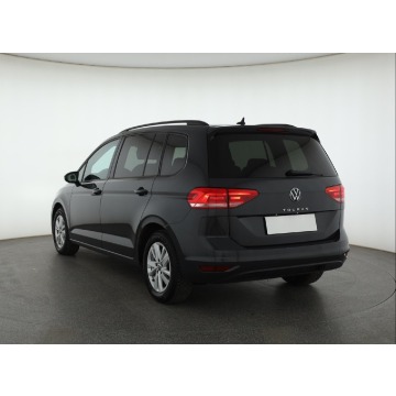 Volkswagen Touran  SUV 2023,  1.5 benzyna - Na sprzedaż za 82 999 zł - Piaseczno - zdjęcie 5