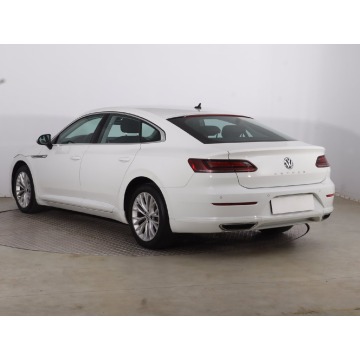 Volkswagen Arteon  Liftback 2019,  2.0 benzyna, automat - Na sprzedaż za 76 999 zł - Częstochowa - zdjęcie 5