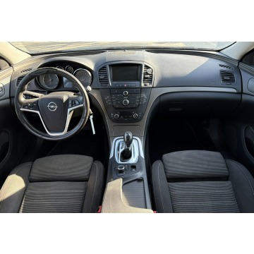 Opel Insignia  Kombi 2010,  2.0 diesel, automat - Na sprzedaż za 7 900,00 zł - Pyzdry - zdjęcie 9