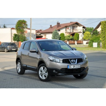 Nissan Qashqai  SUV 2011,  2.0 benzyna, automat - Na sprzedaż za 25 900 zł - Ostrów Mazowiecka - zdjęcie 2