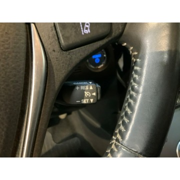 Toyota Auris  Kombi 2018,  1.8 hybryda, automat - Na sprzedaż za 57 000 zł - Sadlno - zdjęcie 3