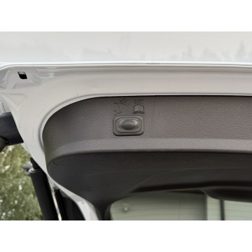 Ford Kuga  SUV 2014,  1.6 benzyna - Na sprzedaż za 29 900 zł - Kotarwice - zdjęcie 11