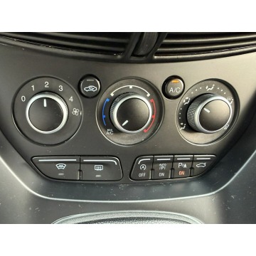 Ford Kuga  SUV 2014,  1.6 benzyna - Na sprzedaż za 29 900 zł - Kotarwice - zdjęcie 10