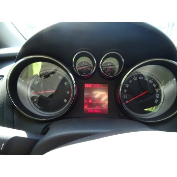 Opel Astra  Hatchback 2015,  1.6 benzyna - Na sprzedaż za 26 900 zł - Łódź - zdjęcie 8