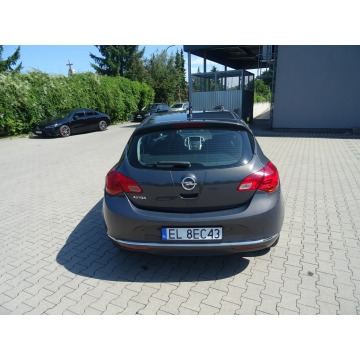 Opel Astra  Hatchback 2015,  1.6 benzyna - Na sprzedaż za 26 900 zł - Łódź - zdjęcie 6