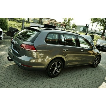 Volkswagen Golf  Kombi 2019,  1.6 diesel - Na sprzedaż za 35 600 zł - Płock - zdjęcie 8