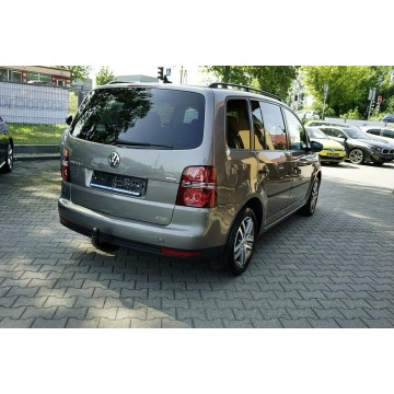 Volkswagen Touran  Minivan/Van 2010,  1.9 diesel - Na sprzedaż za 16 600 zł - Płock - zdjęcie 6