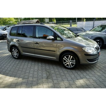 Volkswagen Touran  Minivan/Van 2010,  1.9 diesel - Na sprzedaż za 16 600 zł - Płock - zdjęcie 8